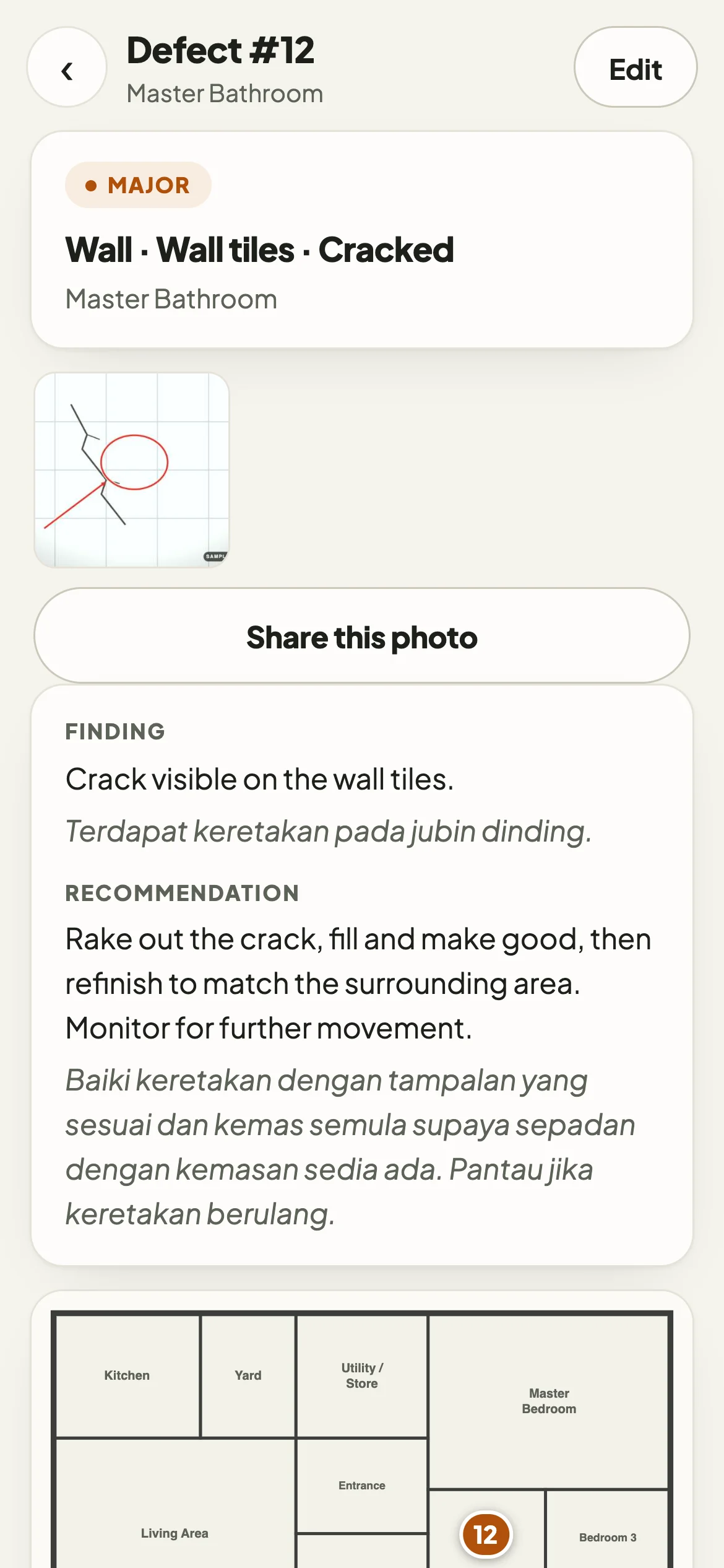 Periksa defect screen: Defect #12, Master Bathroom, Wall tiles, Crack, with the marked photograph, its floor-plan pin and the finding wording